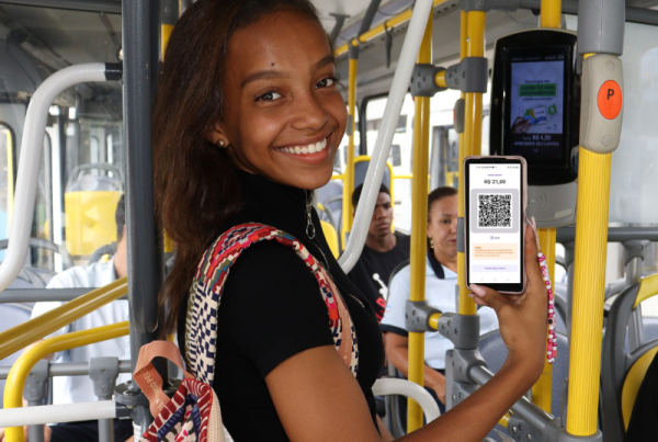 Tecnologia integra serviços, facilita pagamentos e torna o transporte público da Grande Vitória mais prático, acessível e conectado ao dia a dia. É a Mobilidade como Serviço (MaaS) na prática.