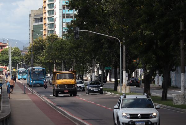 Lojas do GVBus terão horário especial nos dias de jogos do Brasil