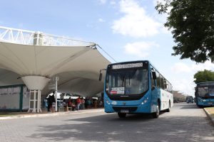 Transporte coletivo será gratuito durante todo o dia na Grande Vitória; Transcol também terá operação reforçada para atender à demanda no primeiro turno das eleições.