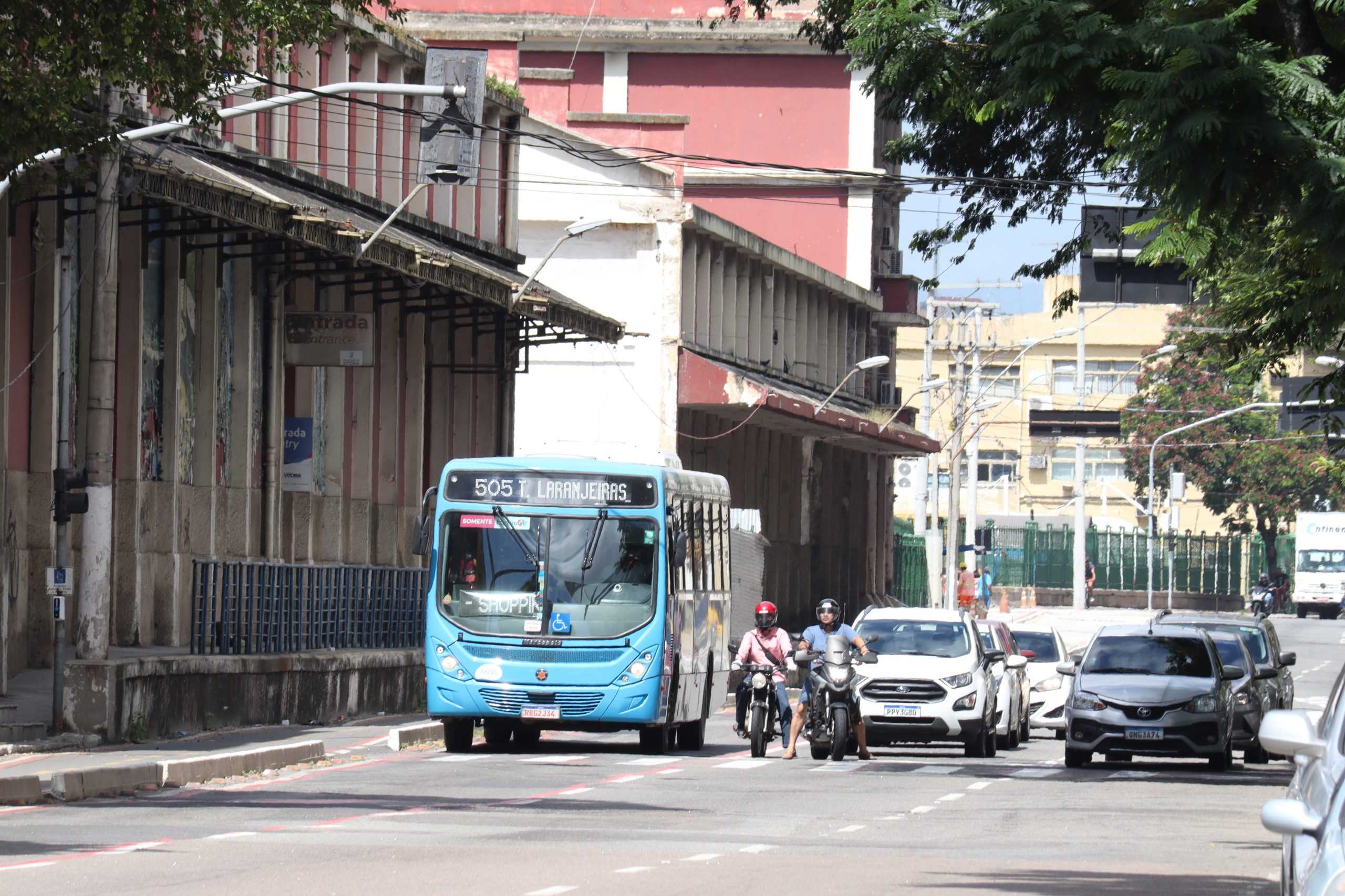 A Semana Nacional do Trânsito acontece de 18 a 25 de setembro, e para aproveitar a data, o GVBus trouxe dicas importantes que irão te ajudar a construir um trânsito mais seguro. Confira tudo sobre a campanha e veja como colaborar com essa causa.