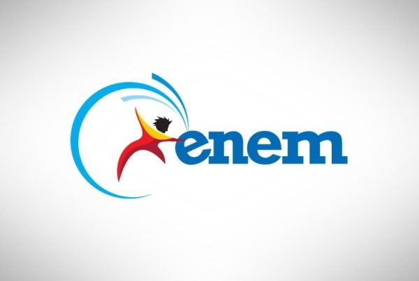 Serão 12 ônibus do Transcol de reserva nos terminais, prontos para entrar em operação, se necessário, nos dias 9 e 16 de novembro, durante as provas do Exame Nacional do Ensino Médio (Enem). Nesses dias, os estudantes com CartãoGV gratuidade também poderão utilizá-lo normalmente, mesmo sendo domingo.