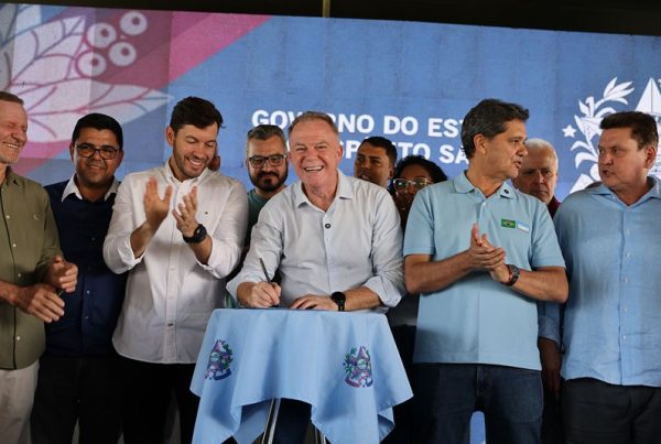 Obra do Expresso GV prevê a construção de um corredor exclusivo de ônibus do tipo BRT, que ligará Cariacica a Vila Velha. Serão 7 quilômetros de faixa exclusiva, que irá reduzir o tempo de deslocamento para quem utiliza o Sistema Transcol. 