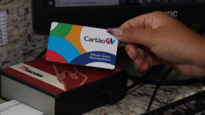 A partir do dia 1° de janeiro, o CartãoGV Cidadão pré-pago não será mais disponibilizado. Fim das vendas vale somente para esse tipo de cartão, que dispensa cadastro do CPF na hora da compra e que é vendido apenas nas catracas dos terminais. As demais modalidades do CartãoGV (Cidadão, Escolar, Idoso, Especial e Vale-transporte) continuam sendo comercializados normalmente.