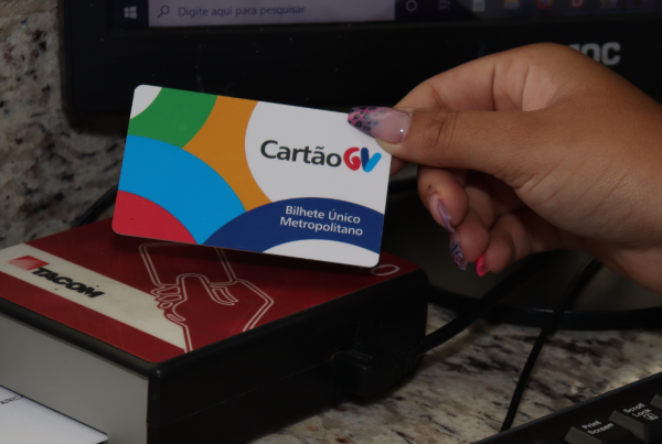 A partir do dia 1° de janeiro, o CartãoGV Cidadão pré-pago não será mais disponibilizado. Fim das vendas vale somente para esse tipo de cartão, que dispensa cadastro do CPF na hora da compra e que é vendido apenas nas catracas dos terminais. As demais modalidades do CartãoGV (Cidadão, Escolar, Idoso, Especial e Vale-transporte) continuam sendo comercializados normalmente.