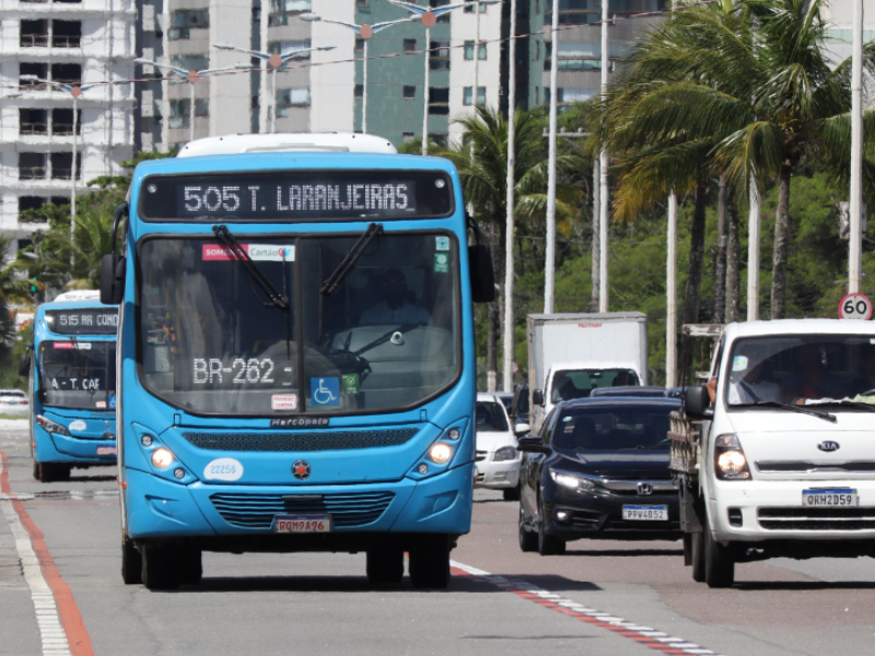A proposta, que segue para sanção presidencial, prevê regras mais claras para o transporte público e deve abrir caminho para mais investimentos, melhoria dos serviços e tarifas mais acessíveis para a população.