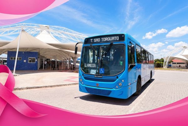 Campanha reforça a importância da prevenção, dos exames de rotina e da atenção aos sinais dos cânceres de mama e do colo do útero.